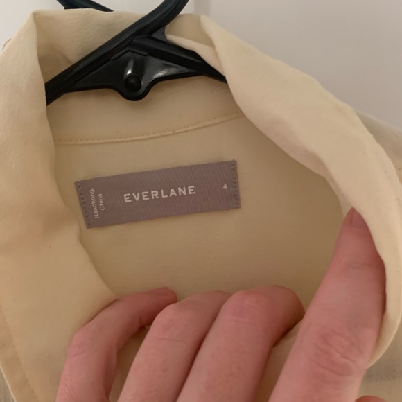 Everlane yellow silk blouse size 4 - Picture 3 of 4